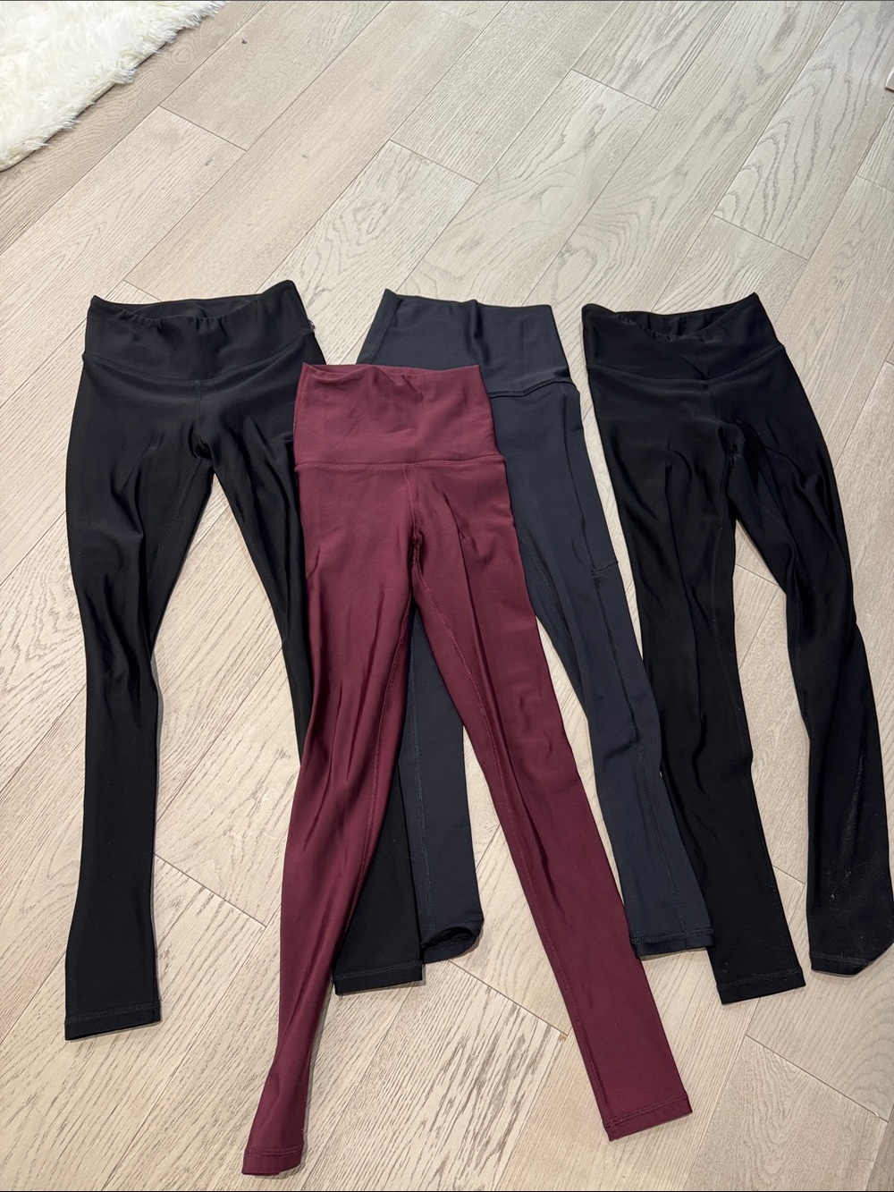 Silver icing Exclusive xs and xxs High-Waist Leggings - Black & Burgundy